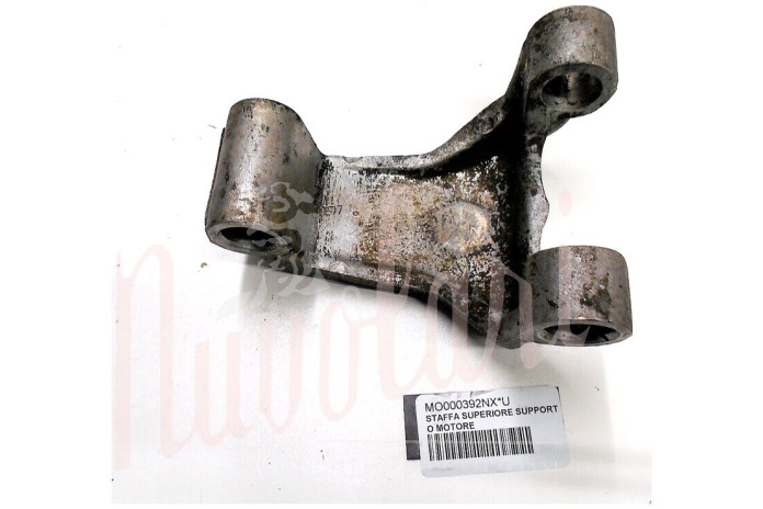 STAFFA SUPERIORE SUPPORTO MOTORE