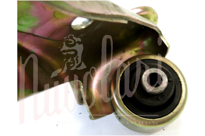 SUPPORTO MOTORE IN FERRO COMPLETO DI SILENTBLOCK