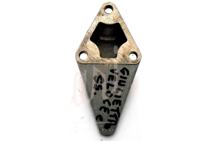 STAFFA SUPPORTO MOTORE LATO SCARICO