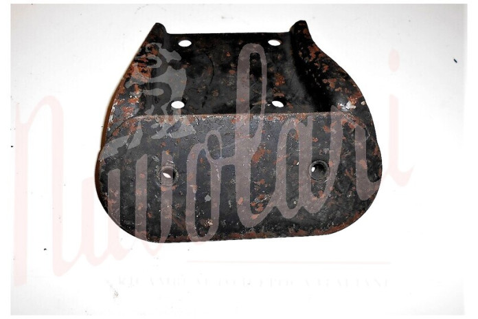 STAFFA SUPPORTO ANTERIORE MOTORE