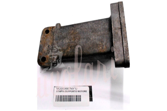 STAFFA SUPPORTO MOTORE