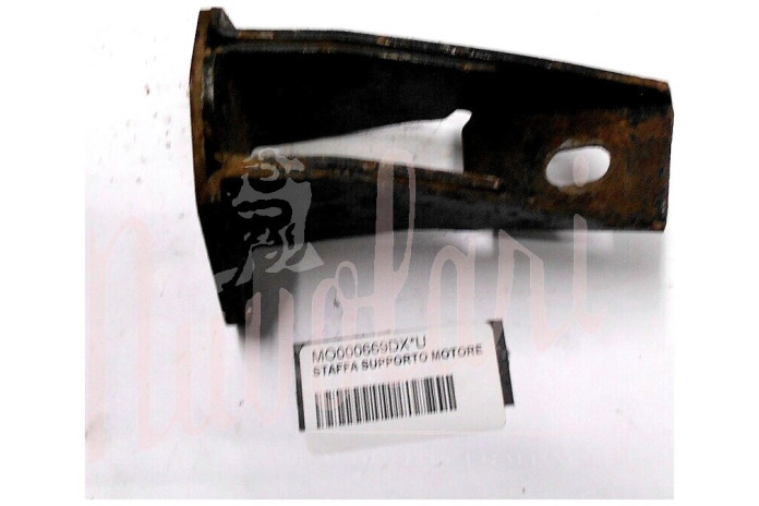 STAFFA SUPPORTO MOTORE