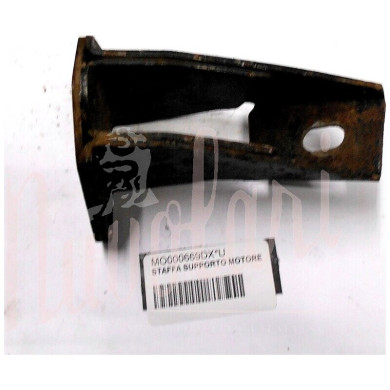 STAFFA SUPPORTO MOTORE