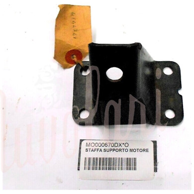 STAFFA SUPPORTO MOTORE