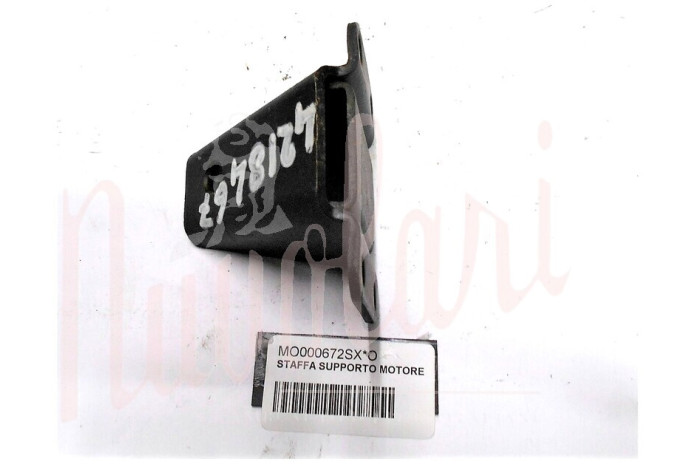 STAFFA SUPPORTO MOTORE