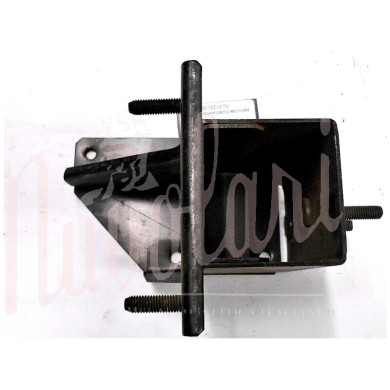 STAFFA SUPPORTO MOTORE