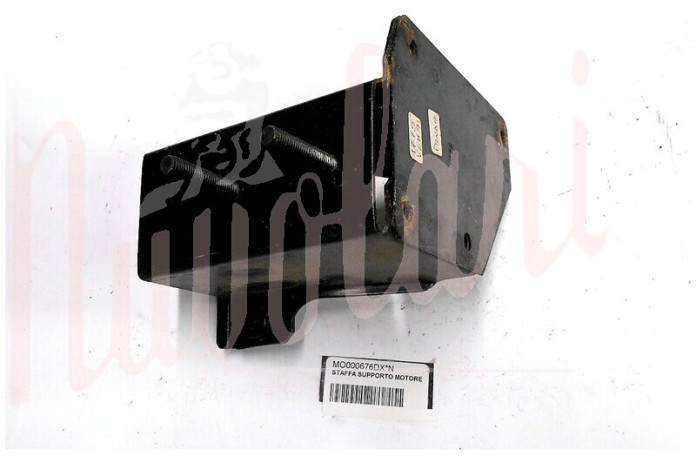 STAFFA SUPPORTO MOTORE