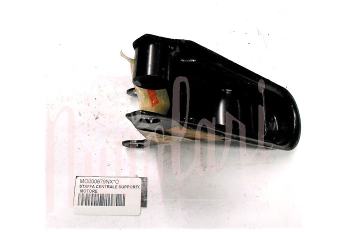 STAFFA CENTRALE SUPPORTO MOTORE