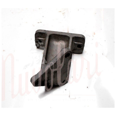 STAFFA SUPPORTO MOTORE