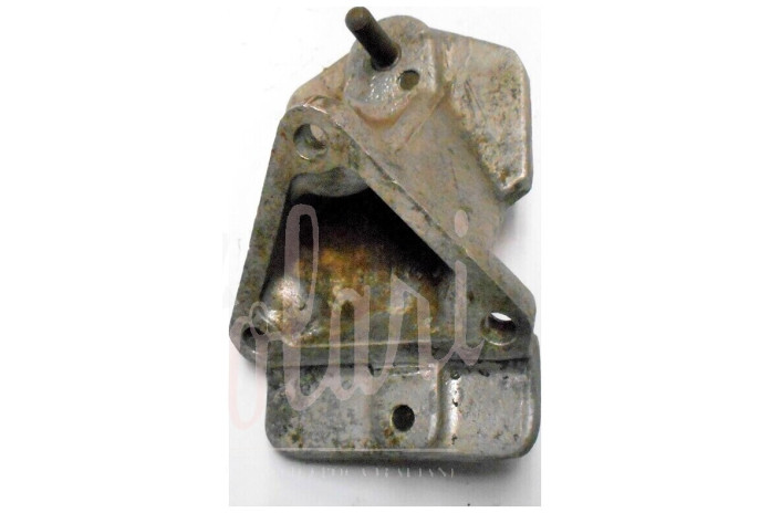 STAFFA SUPPORTO MOTORE LATO ASPIRAZIONE