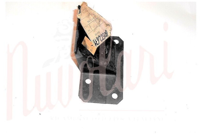 STAFFA SUPPORTO MOTORE