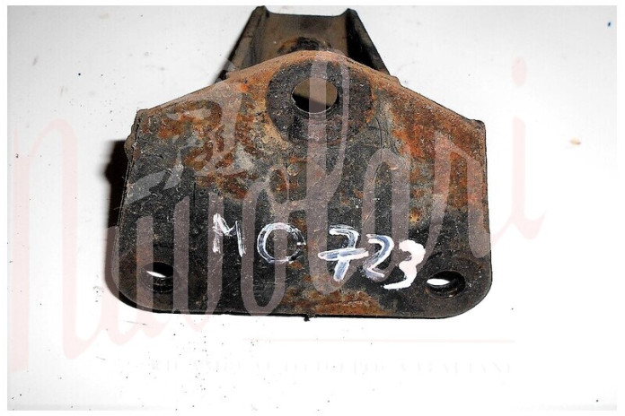 STAFFA SUPPORTO MOTORE