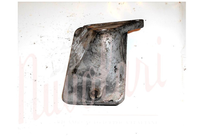 STAFFA SUPPORTO MOTORE