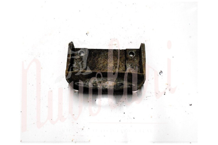 STAFFA SUPPORTO MOTORE (FORI D/8,5)