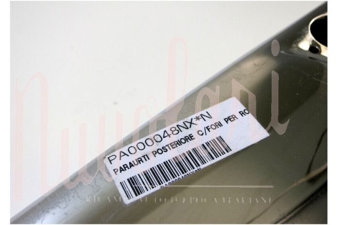 PARAURTI POSTERIORE C/FORI PER ROSTRI