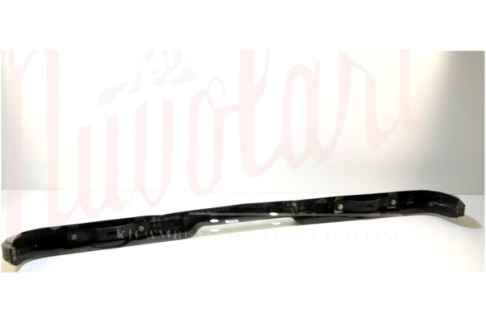 PARAURTI POSTERIORE TIPO BASSO