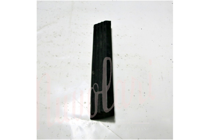 PROFILO GOMMA CENTR. PAR. ANT.