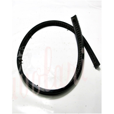 PROFILO GOMMA PAR. POST. CM 145