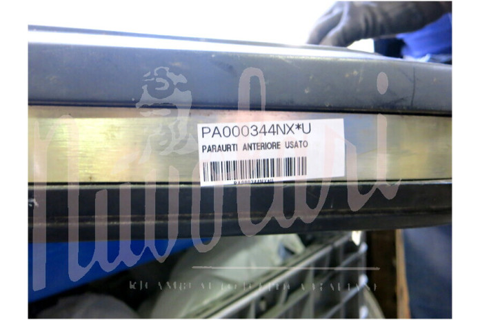 PARAURTI ANTERIORE