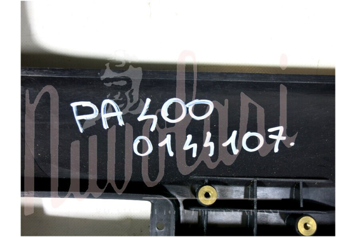 PARAURTI ANTERIORE NERO