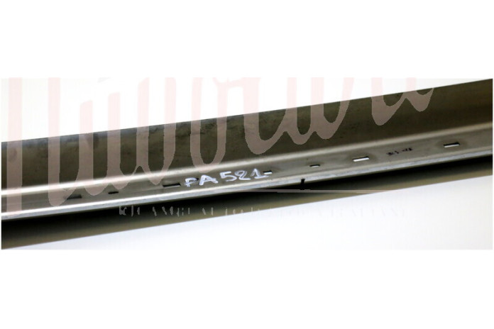 PARAURTI POSTERIORE CENTRALE