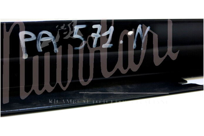 PARAURTI POSTERIORE NERO