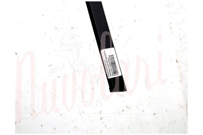 MODANATURA SOTTOPORTA (NERA CON TERMINALI IN PLASTICA)