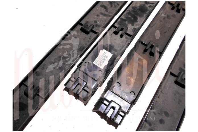 SERIE 4 PEZZI MODANATURE SOTTOPORTE ANTERIORE POSTERIORE