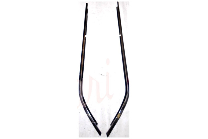 COPPIA CORNICE RASCHIAVETRO ESTERNO POSTERIORE (COMPLETA)