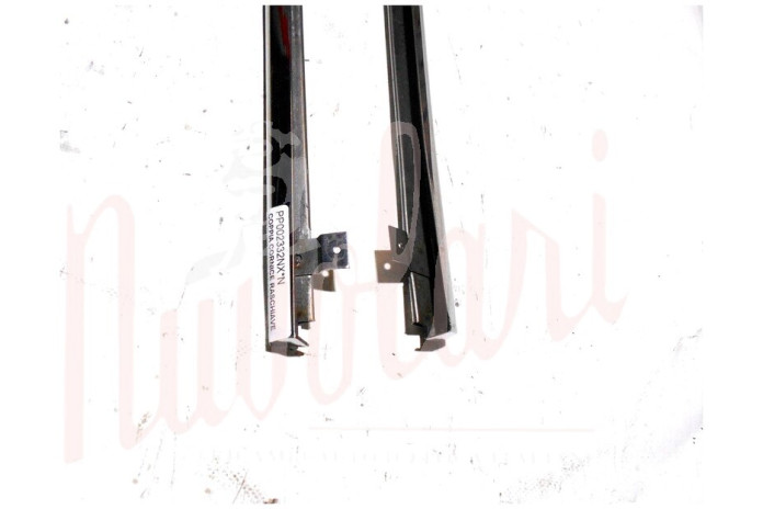 COPPIA CORNICE RASCHIAVETRO INTERNO PORTA