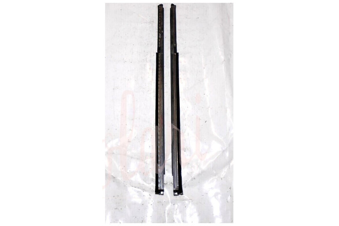 COPPIA CORNICE RASCHIAVETRO ESTERNO PORTA (COMPLETA)