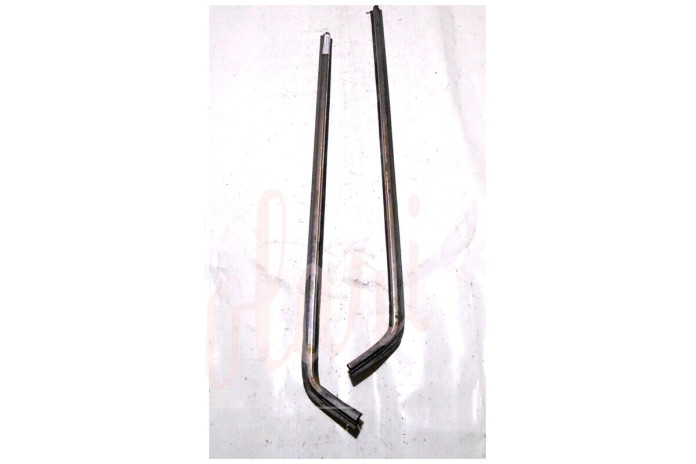 COPPIA CORNICE RASCHIAVETRO ESTERNO POST (COMPLETA CROMATA)