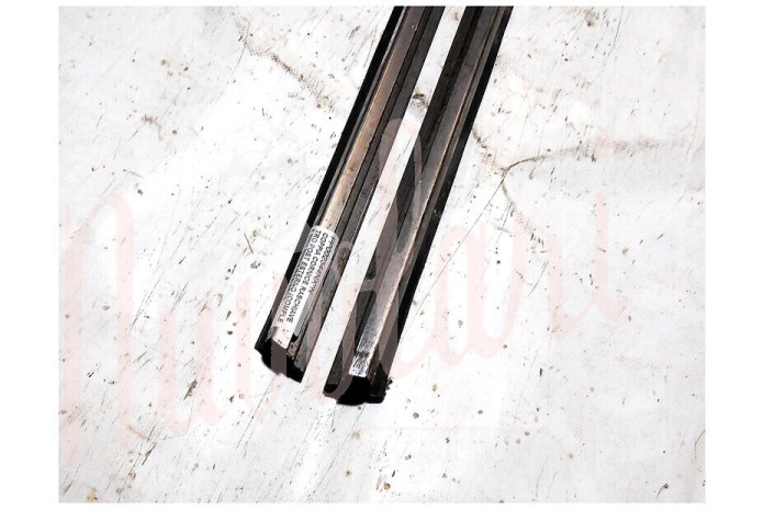 COPPIA CORNICE RASCHIAVETRO ESTERNO POST (COMPLETA CROMATA)