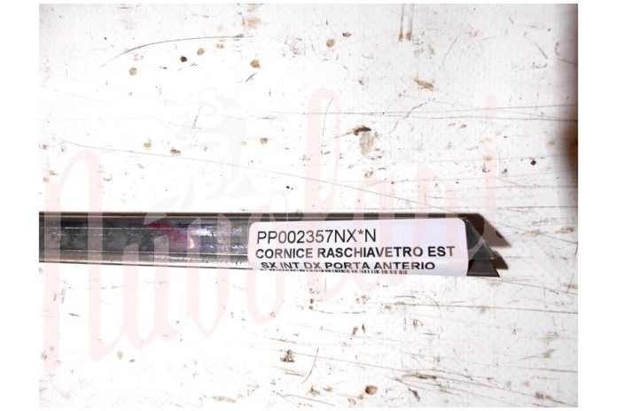 CORNICE RASCHIAVETRO EST SX-INT DX PORTA ANTERIORE (COMPLETA)