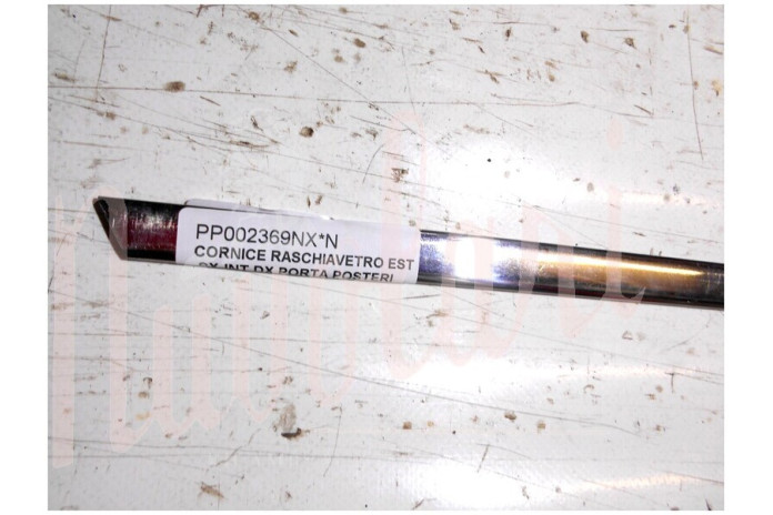 CORNICE RASCHIAVETRO EST SX-INT DX PORTA POST (Cent 80.5-81)