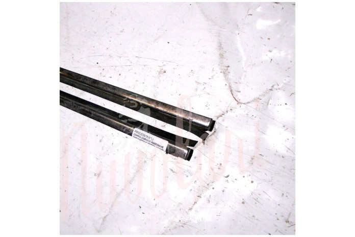 COPPIA CORNICE RASCHIAVETRO ESTERNO PORTA (COMPLETA)