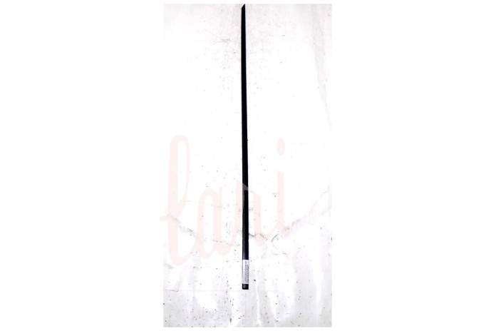 CORNICE RASCHIAVETRO ESTERNO PORTA (PLASTICA Cent 92.5)