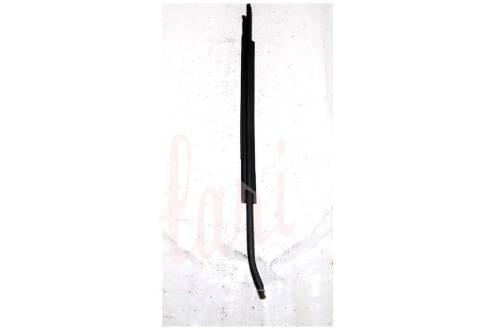 CORNICE RASCHIAVETRO ESTERNO PORTA POST (COMPLETA PLASTICA)