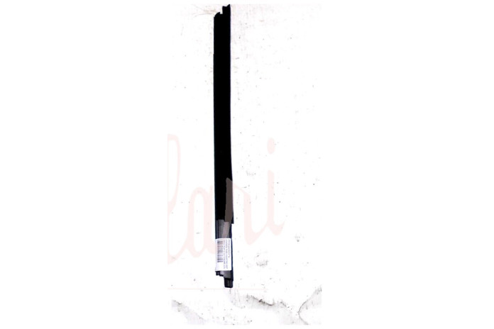 CORNICE RASCHIAVETRO ESTERNO PORTA ANT (COMPLETA PLASTICA Cm51)