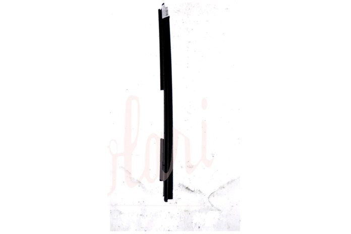 CORNICE RASCHIAVETRO ESTERNO PORTA POST (COMPLETA PLASTICA)