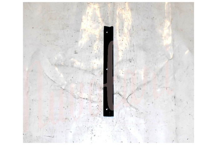 BATTICALCAGNO INTERNO MONTANTE PORTA