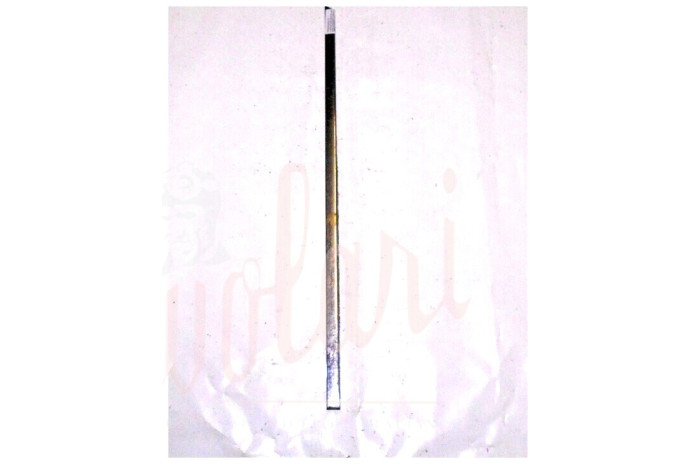 CORNICE RASCHIAVETRO ESTERNO PORTA ANT(COMPLETA Cent 71.5)