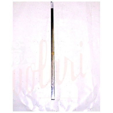 CORNICE RASCHIAVETRO ESTERNO PORTA ANT(COMPLETA Cent 71.5)