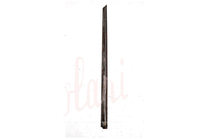 CORNICE RASCHIAVETRO ESTERNO PORTA ANTERIORE (Cent 104.5)