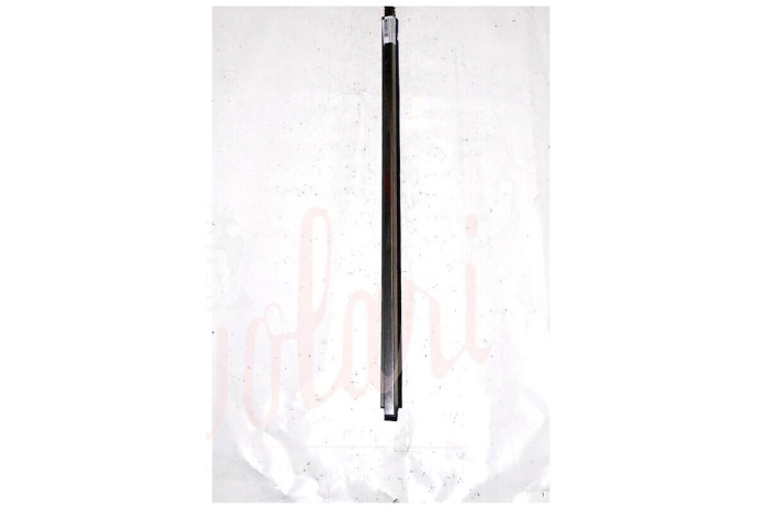 CORNICE RASCHIAVETRO ESTERNO PORTA POSTERIORE (COMPLETA)