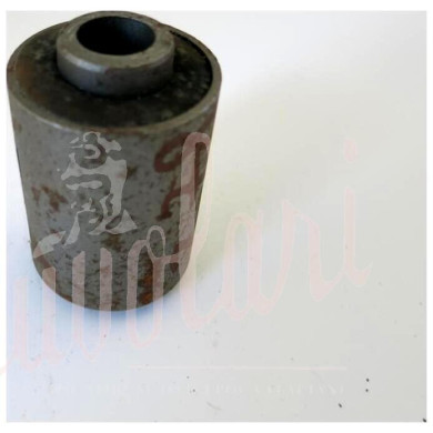 SILENTBLOCK D/34 TRIANGOLI BRACCI LONG SOSP.POST