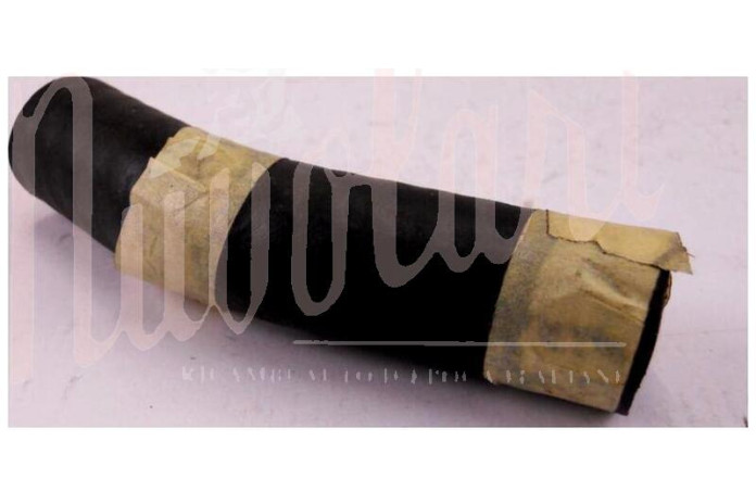 MANICOTTO COLLEGAMENTO DALLA POMPA ACQUA AL TERMOSTATO