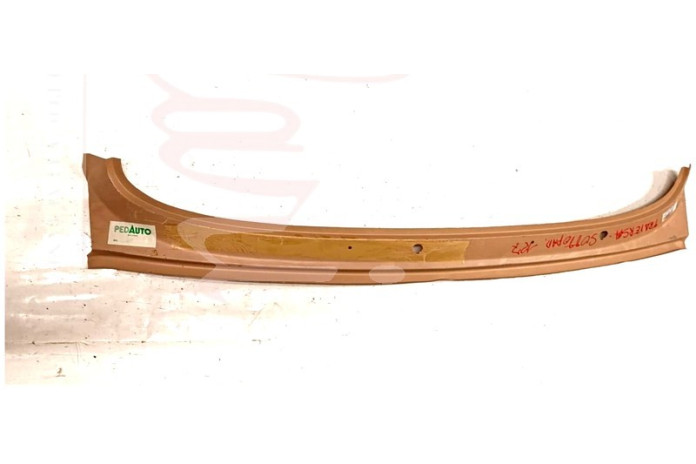 LAMIERINO SOTTO PARABREZZA