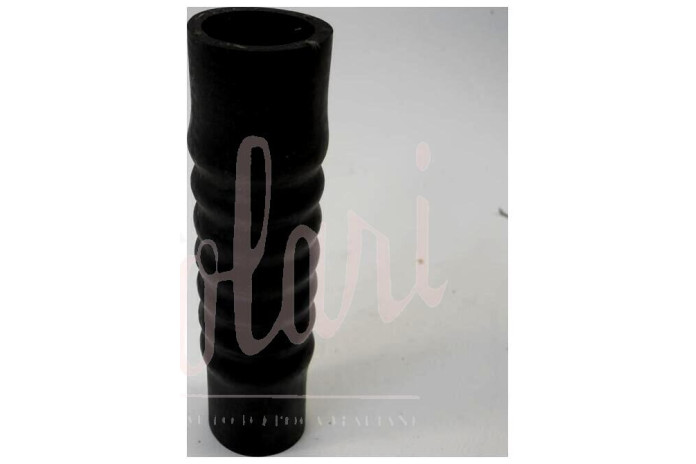 MANICOTTO SUPERIORE RADIATORE MOTORE (30X152)