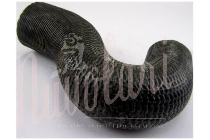 MANICOTTO SUPERIORE RADIATORE MOTORE (CURVO 33X45X250)